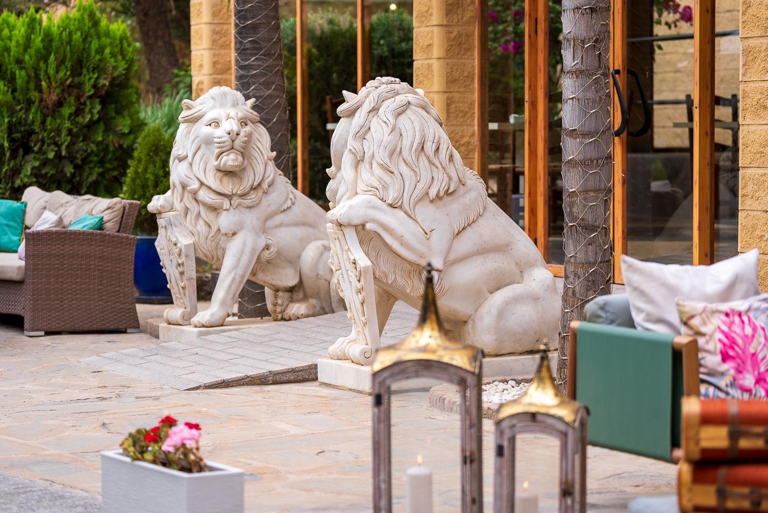 Hotel Plaza Del Castillo Malaga Exterior photo