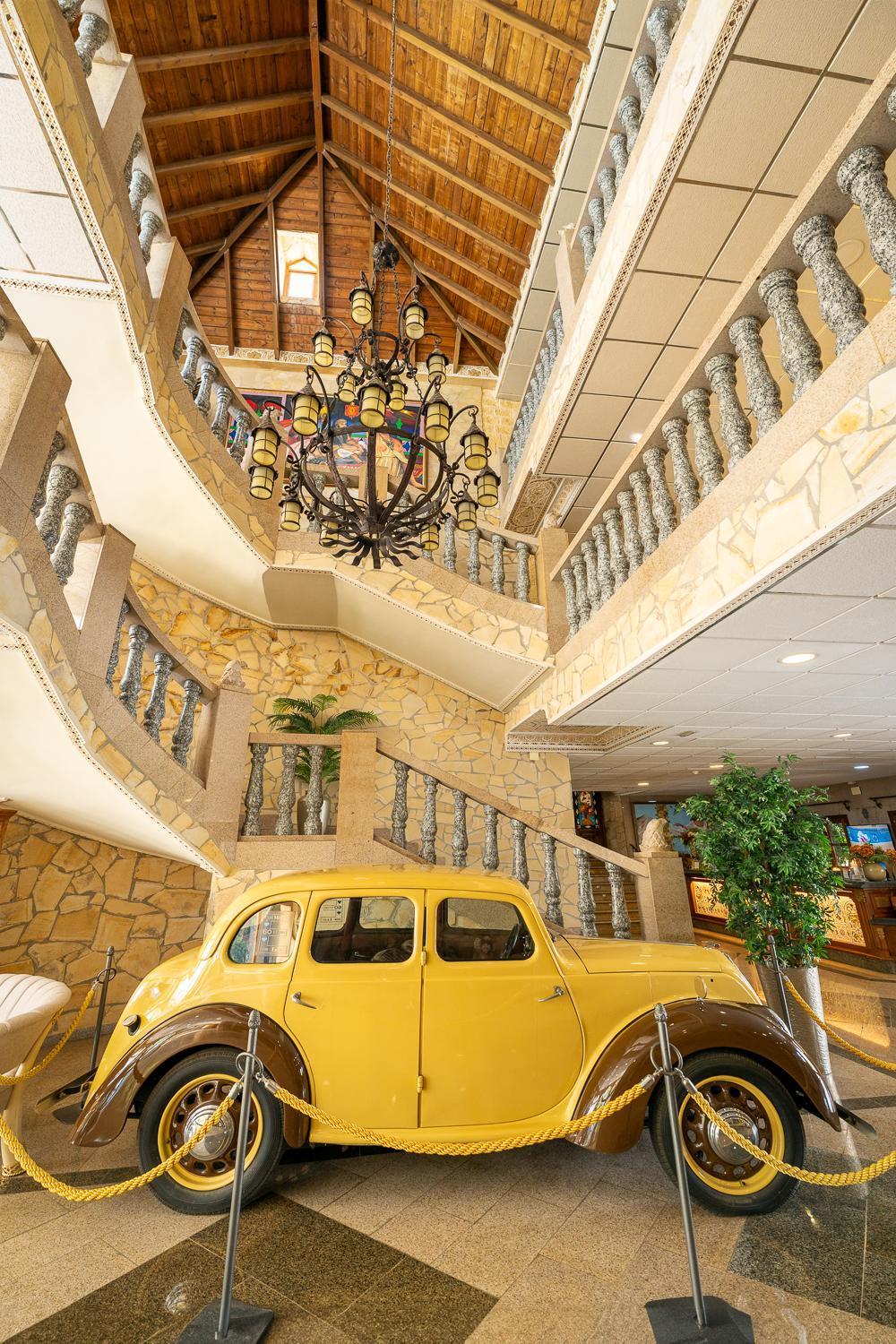 Hotel Plaza Del Castillo Malaga Exterior photo